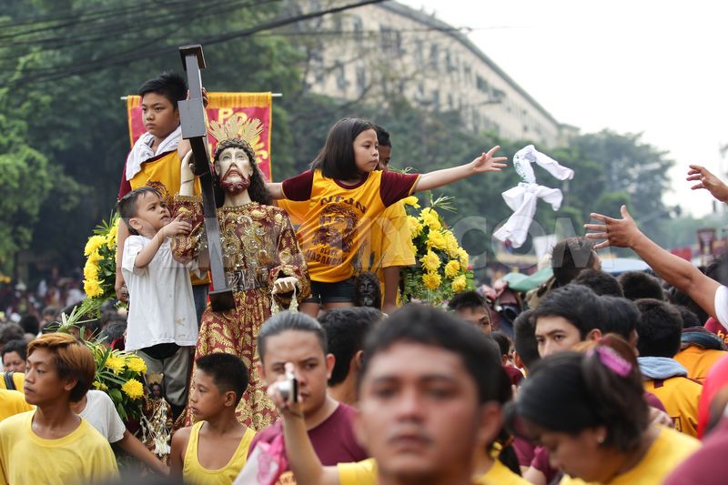 1357743135-millions-of-devotees-flock-to-the-feast-of-the-black-nazarene_1714942